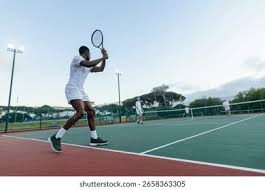 多位小球迷为詹皇唱生日歌 美媒晒13数据赞GOAT 统治最年轻最年长