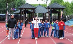 德州扑克不是赌桌英雄（德州扑克不需要赌桌英雄）